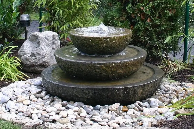 garden ideas with rocks and stones